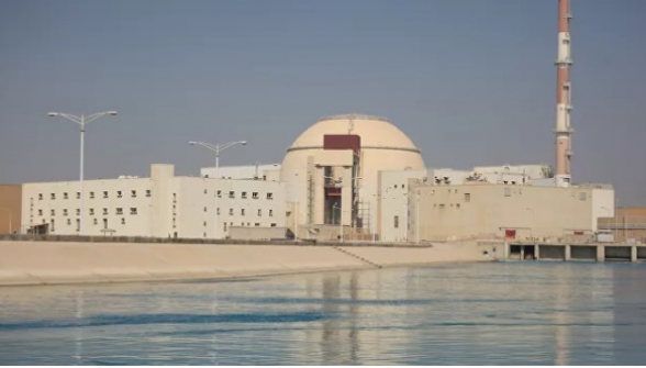 Иран обсуждает с Россией строительство новых блоков АЭС в Бушере